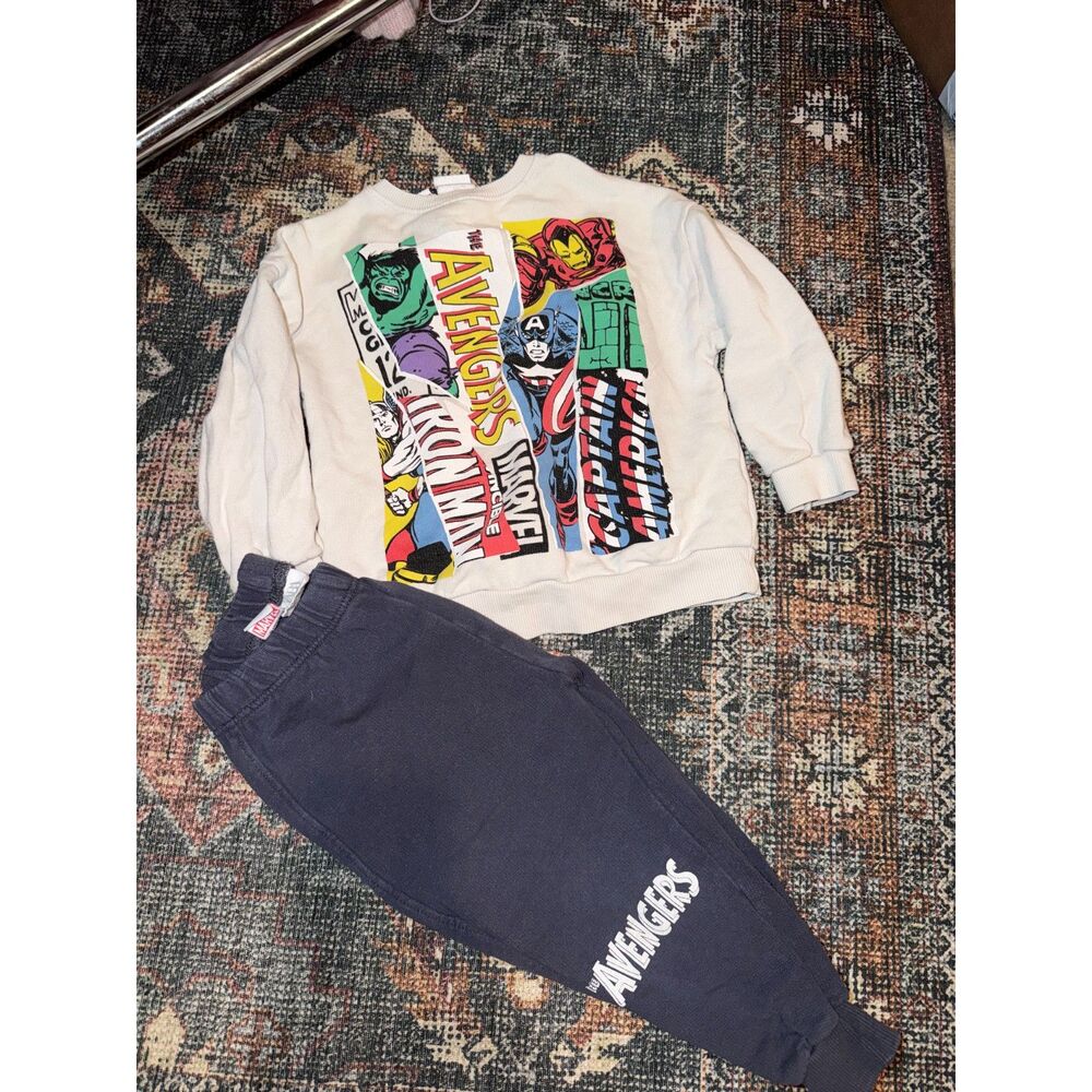 Zara Marvel Avengers 3/4 Sweatsuit